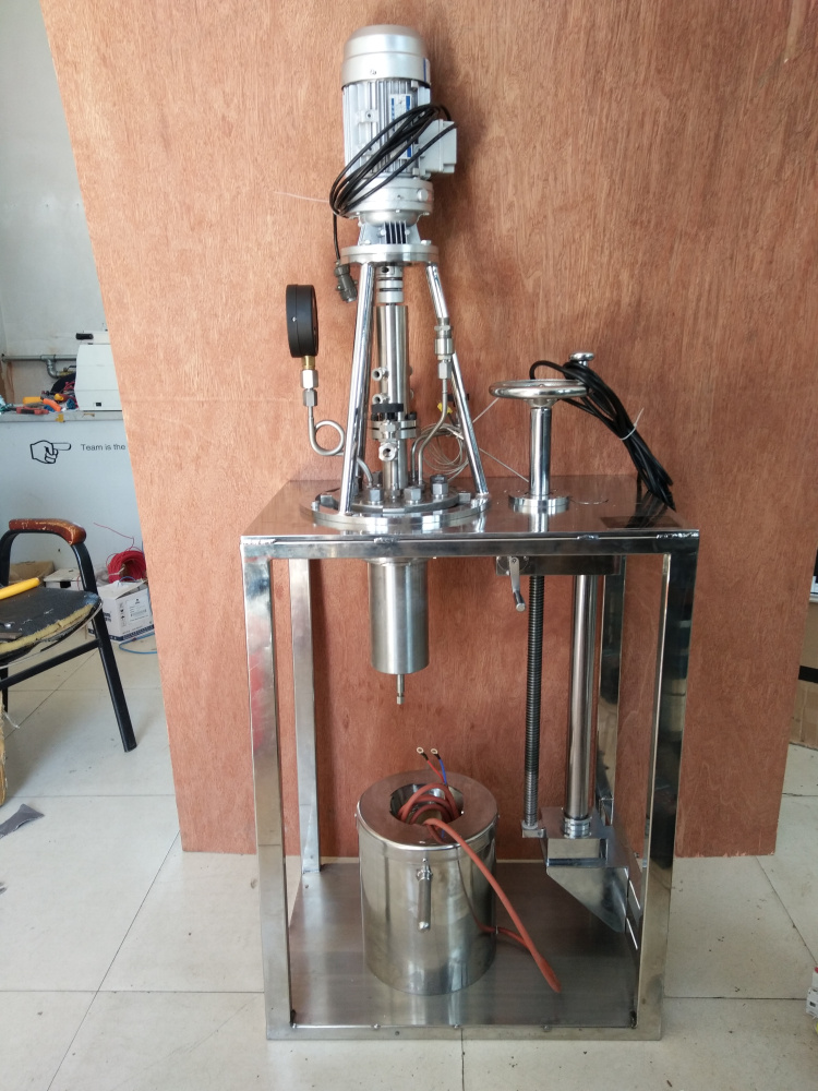 KCFD系列--框架結構、螺栓連接、磁流體直連、翻轉出料側面照片