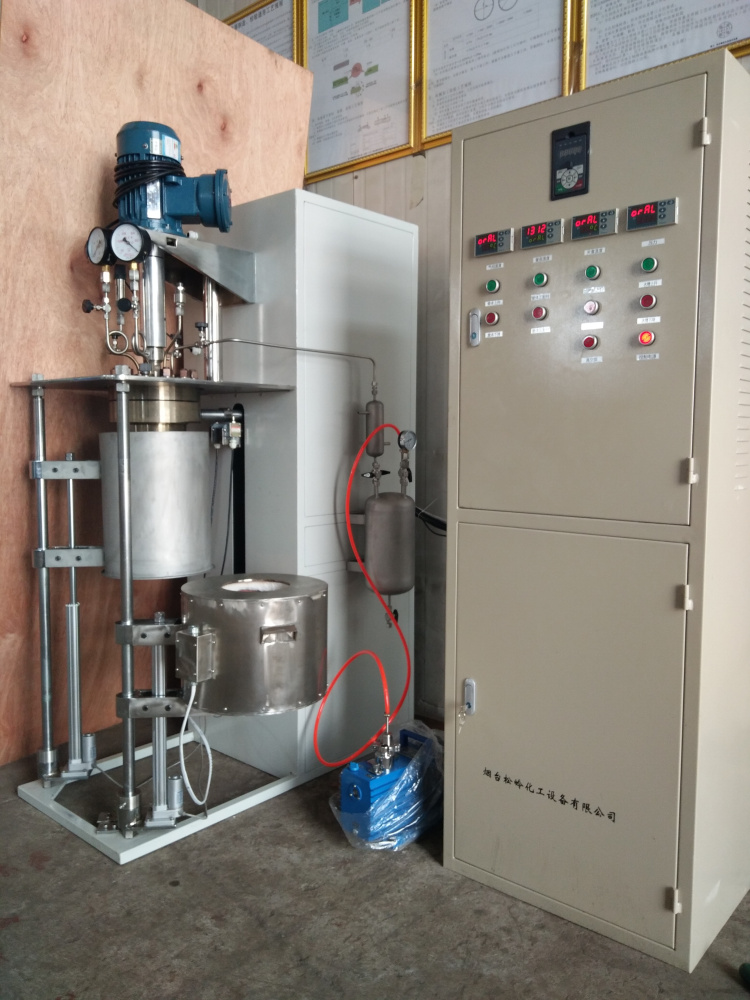 DFCF系列-釜體電動升降翻轉、加熱爐和水槽電動升降并可側移3